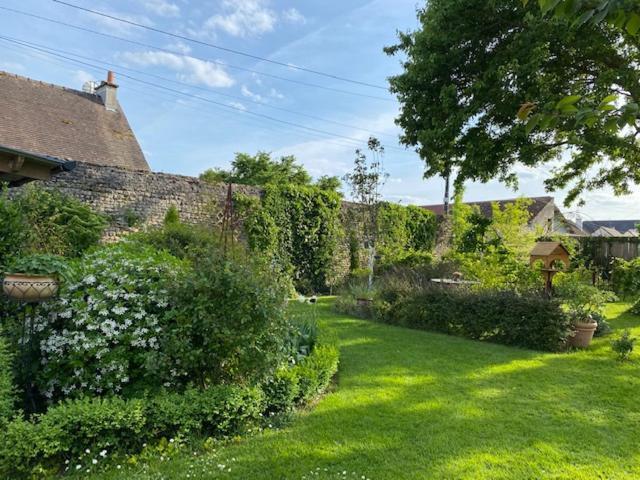 La Maison Des Buis Falaise  Exterior photo