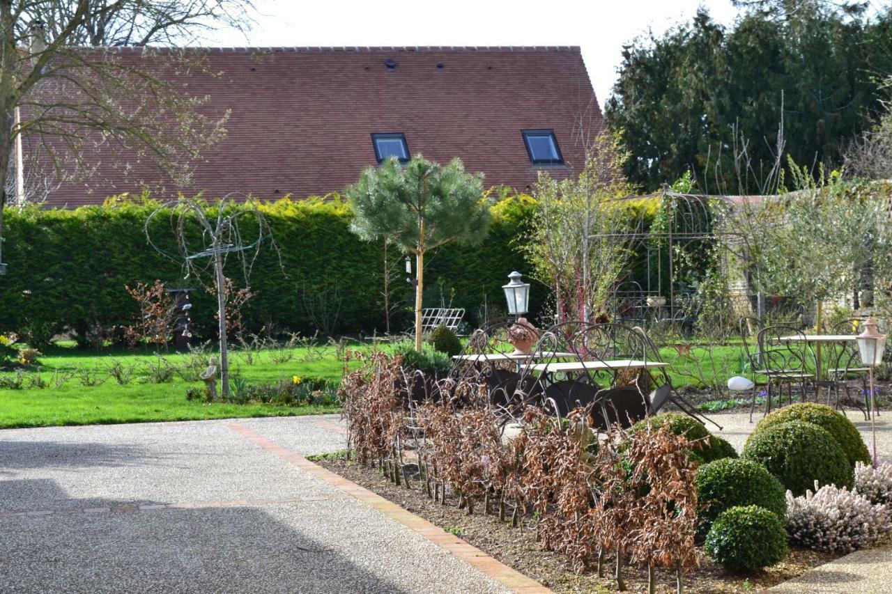 La Maison Des Buis Falaise  Exterior photo