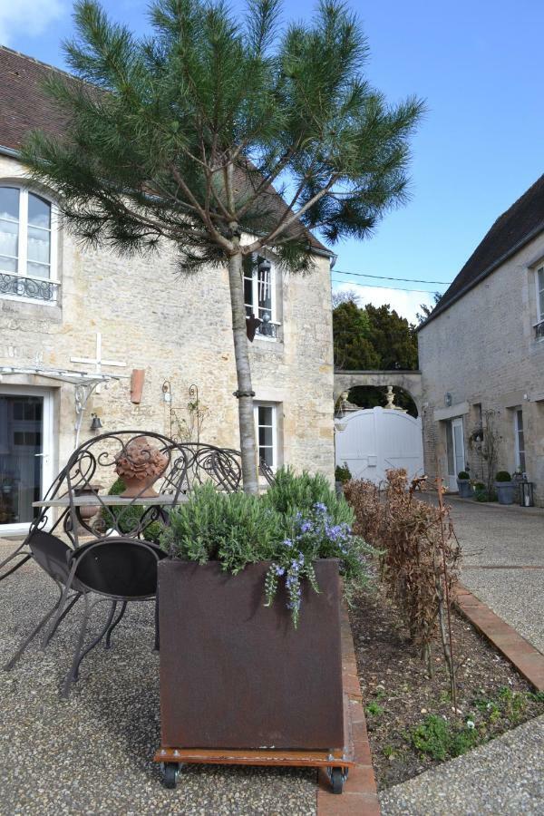 La Maison Des Buis Falaise  Exterior photo