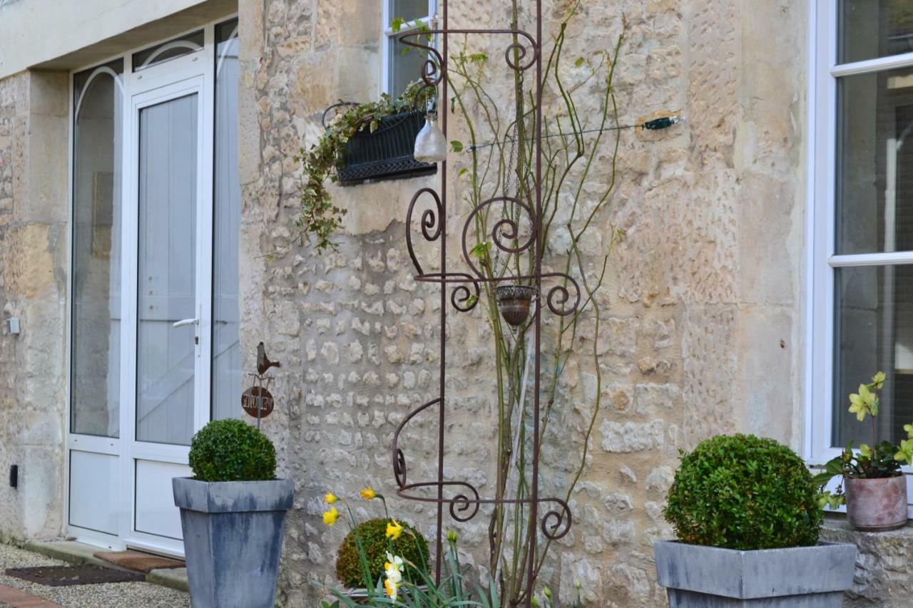 La Maison Des Buis Falaise  Exterior photo